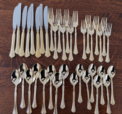 Cambridge Tracy Gold Stainless Flatware 38 Pc