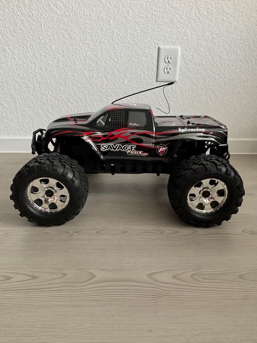 🔥🔥HPI Savage Flux HP 1/8th Scale RTR Electric Brushless RC Car