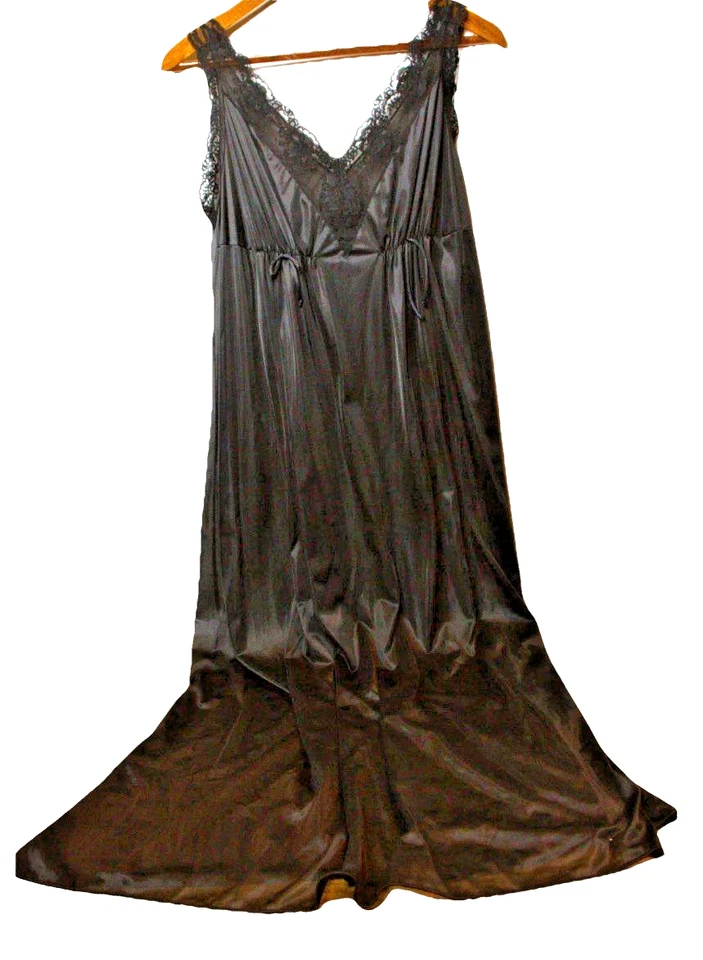 Vestido de Noche Gótico Vintage JC Penny Largo Negro Satinado Chemise Bata Mangas Campana M Foto 3 de 4