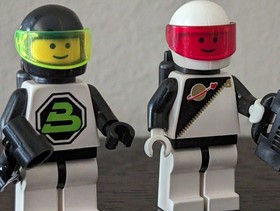 Vintage (1991) LEGO Space Minifigure Pack Set 6704 - RARE