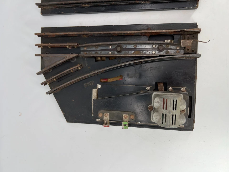 American Flyer #688 O Gauge Lot of (2) Switch Track Left/Right Fair Condition - Image 2 of 4
