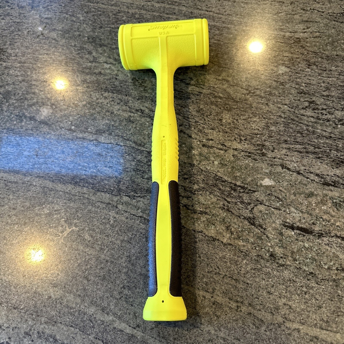 Snap-On hbfe48 48 ounce soft grip dead blow hammer hi viz yellow