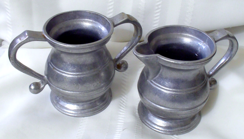 Vintage RWP Wilton Pflug Taverne Armetale Zinn Milchkännchen & offener Zucker Set gerippt - Bild 1 von 7