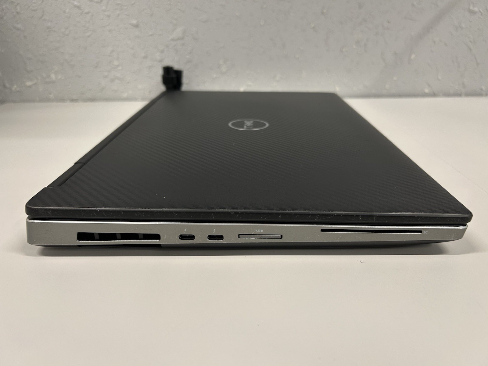 Dell Precision 7530, 15.6-Inch Laptop, with Intel Core i7 8th Gen., 6 GB SSD (Solid State Drive), Windows 11 Home