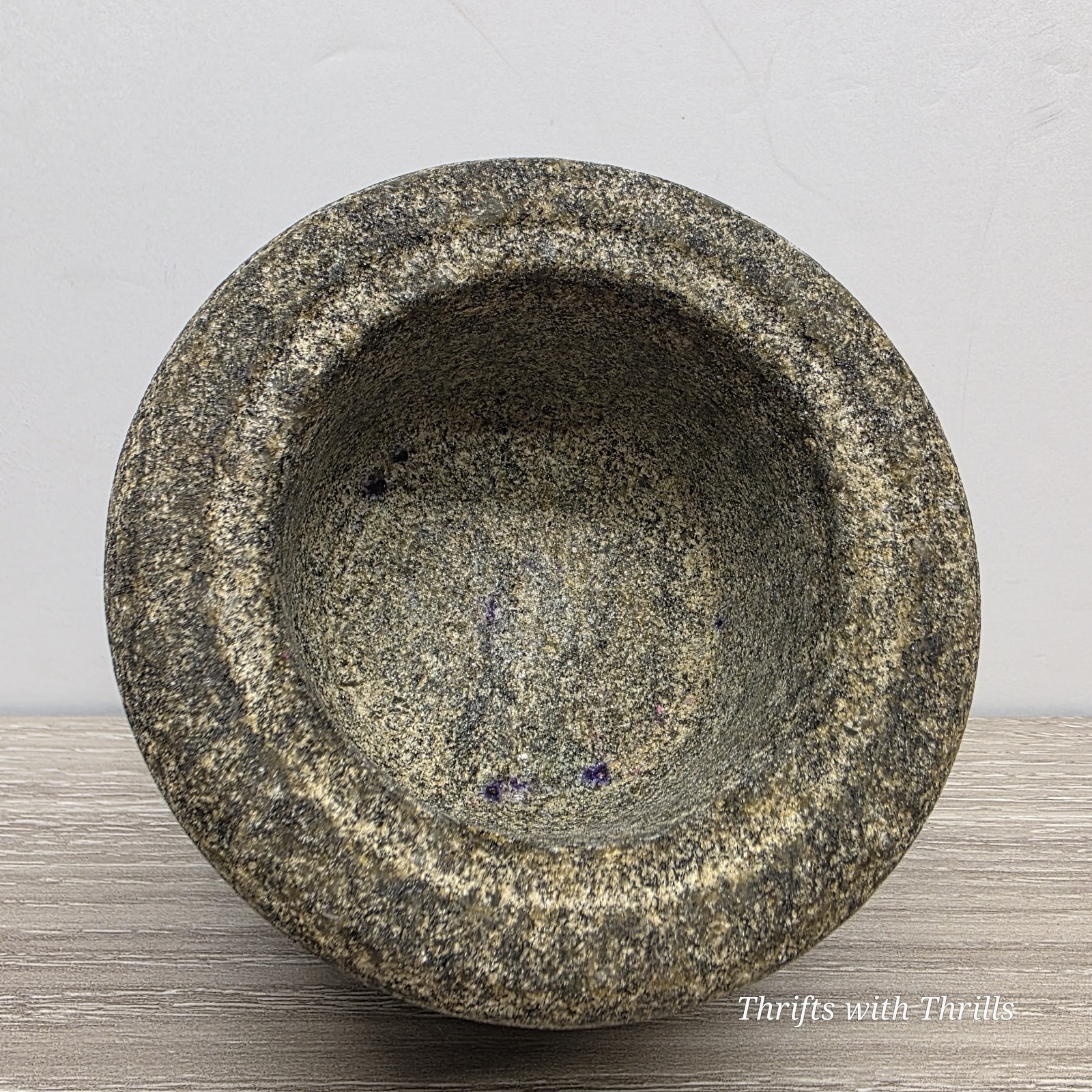 Mortar and Pestle Set - 4" X 3" - Heavy Hand Grinder 