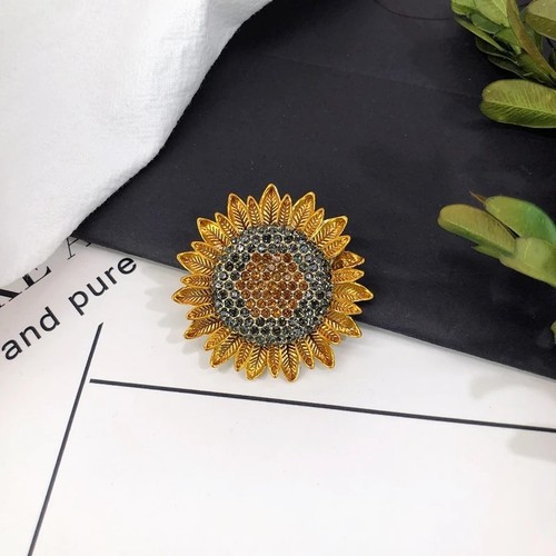 Creative Retro Animal Plant Crystal Brooch Pin For Women Lady Crystal Corsage - Picture 24 of 38