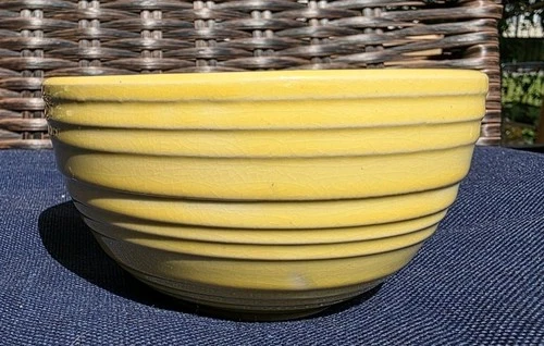Vintage McCoy Pottery Yellow Ribbed Beehive Mixing Bowl 5" Medium Farmhouse Look