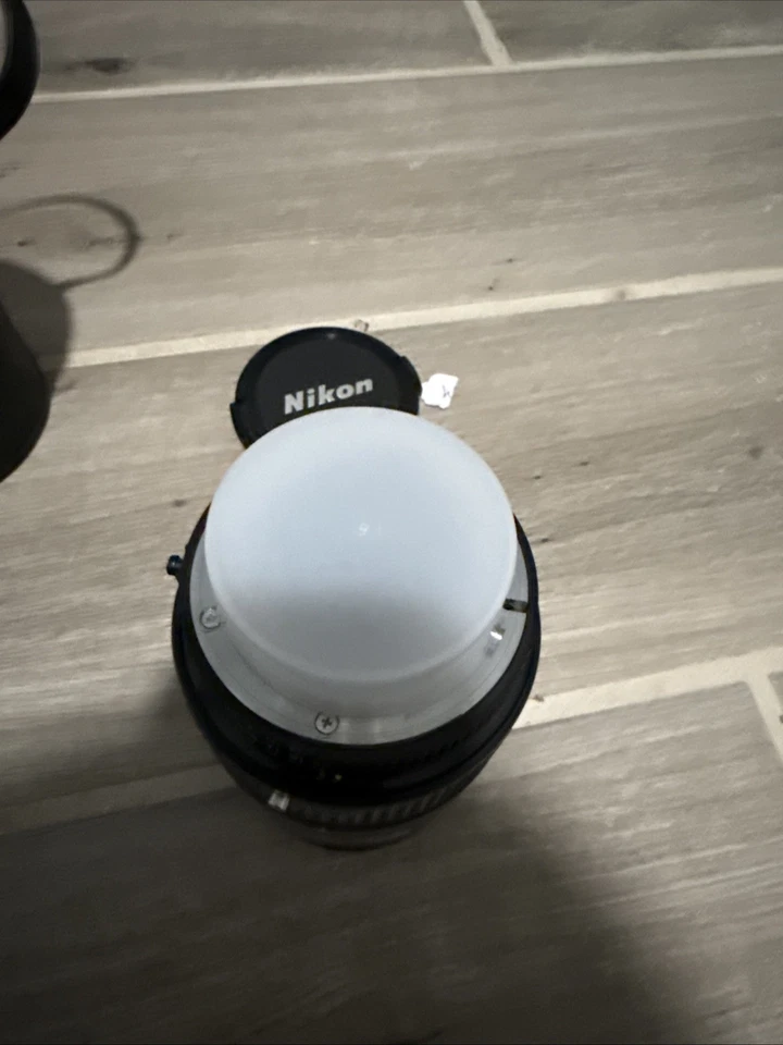 Lente zoom macro Nikon AF NIKKOR 28-85 mm f/3,5-4,5 - con filtro Nikon L1Bc 62 mm Foto 3 de 4