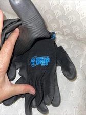 Gorilla Grip Trax All Terrain Grip Work Gloves Size Large New - 2 Pairs