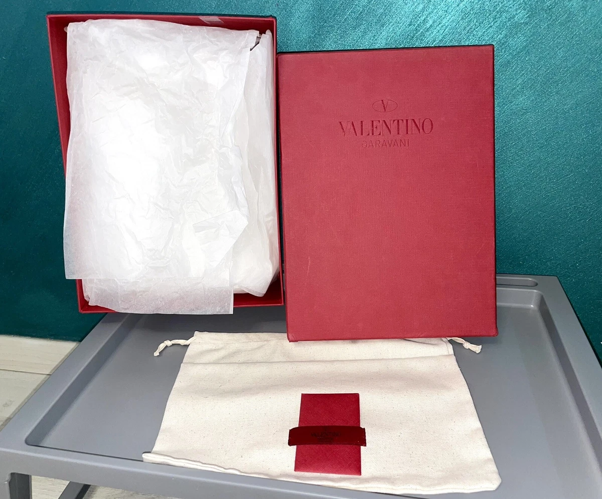 Valentino sneakers best sale yupoo