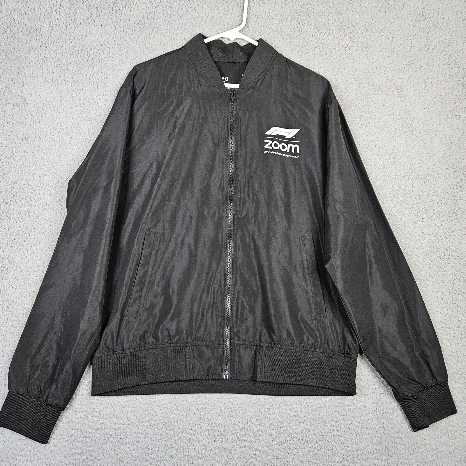 Zoom F1 Licensed PRODUCT Unisex Adult Full zip Jacket Size L NEW