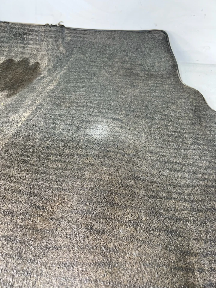 1986-1989 Mercedes-Benz 190 D Trunk Floor Carpet Liner - Image 3 of 4