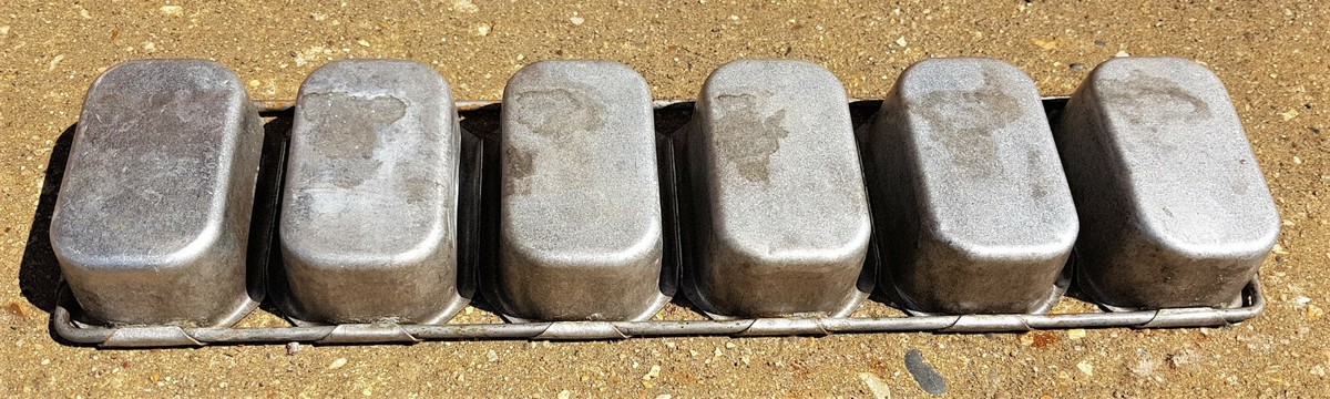 x Mini Hovis Bread Tins Strap Bakers Baking Bakery Loaf Tin