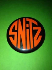 VINTAGE 1970's "SNITZ" METAL PINBACK BUTTON - *RARE*