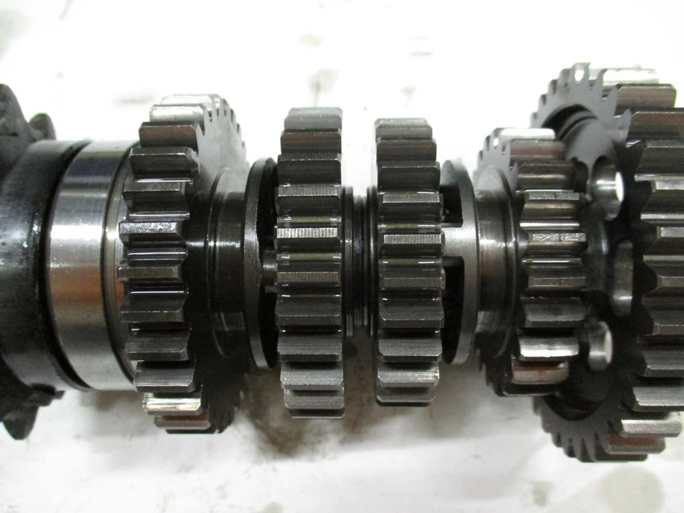 Juego de engranajes y ejes de transmisión Honda XL175 1975 Foto 2 de 4