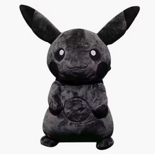 Pokémon Plüschtier Pikachu 30 cm Groß Plüsch Figur Stofftier Kuscheltier Schwarz