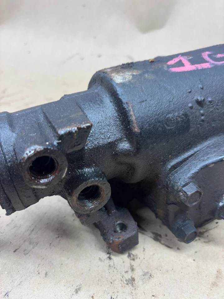 83 84 89 1993 Dodge D100 D150 W150 W250 D350 1981 caja de cambios de dirección asistida usada Foto 3 de 4