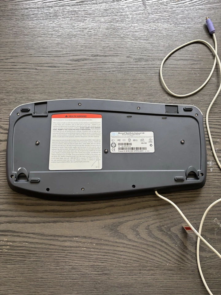 NEW Vintage Microsoft P/N ID 59195 KB-0168 Wired White/Gray Keyboard - Image 2 of 3