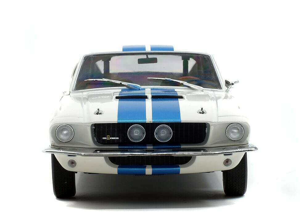 Ford Mustang Shelby Gt500 1967 Wimbledon White 1/18 Solido