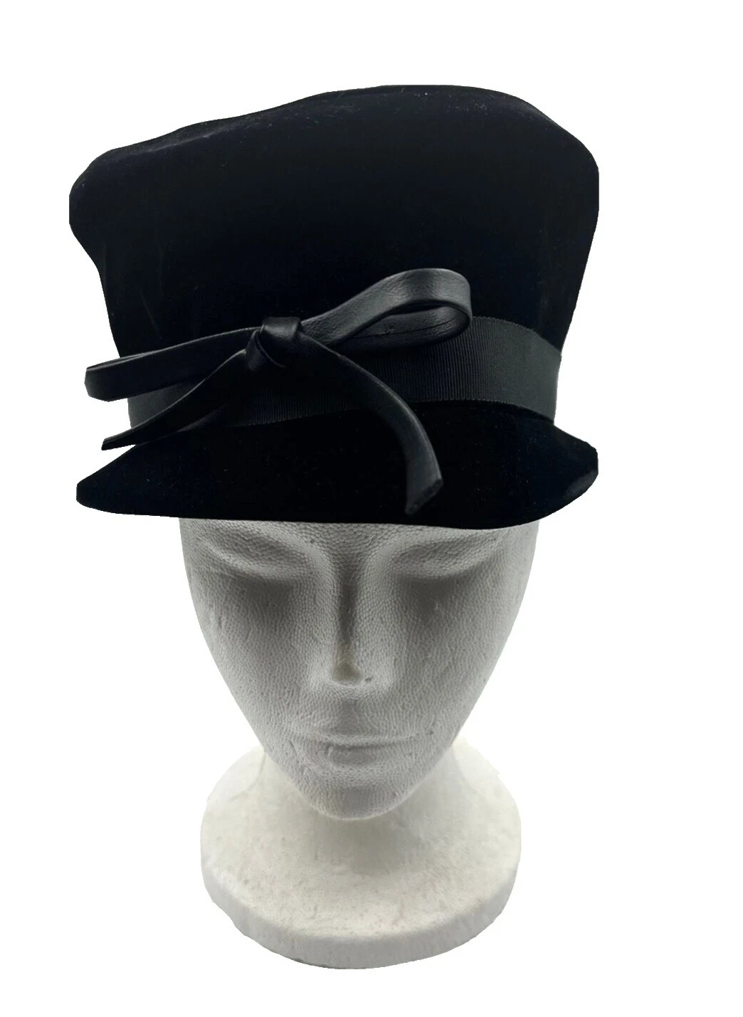 Size M Vintage Hats for Women 1930s Decade