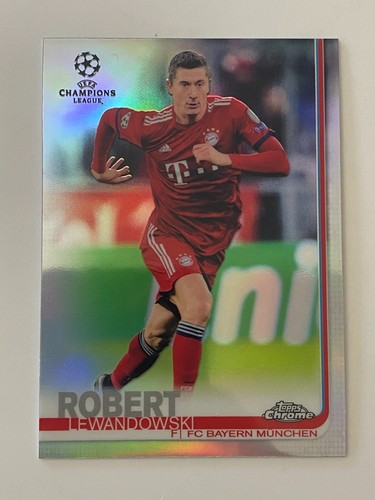 Robert Lewandowski [Refractor] #42 2018 Topps Chrome UEFA Champions League card