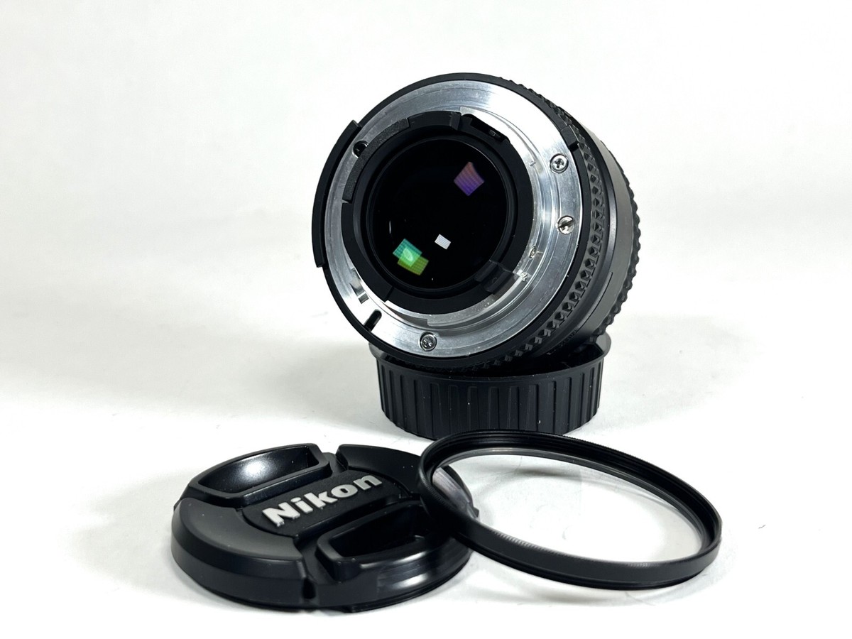 Nikon F100 SLR Film Camera/AF Nikkor 50mm f/1.4 D Lens [MINT Nikon F100 SLR Film Camera/AF Nikkor 50mm f/1.4 D Lens [MINT