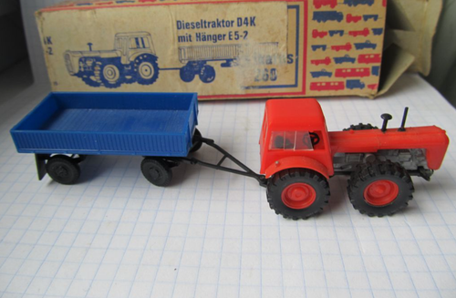Vintage Collectible Model NO Tractor wheeled with a trailer GDR 1:87 (765) - Picture 4 of 7