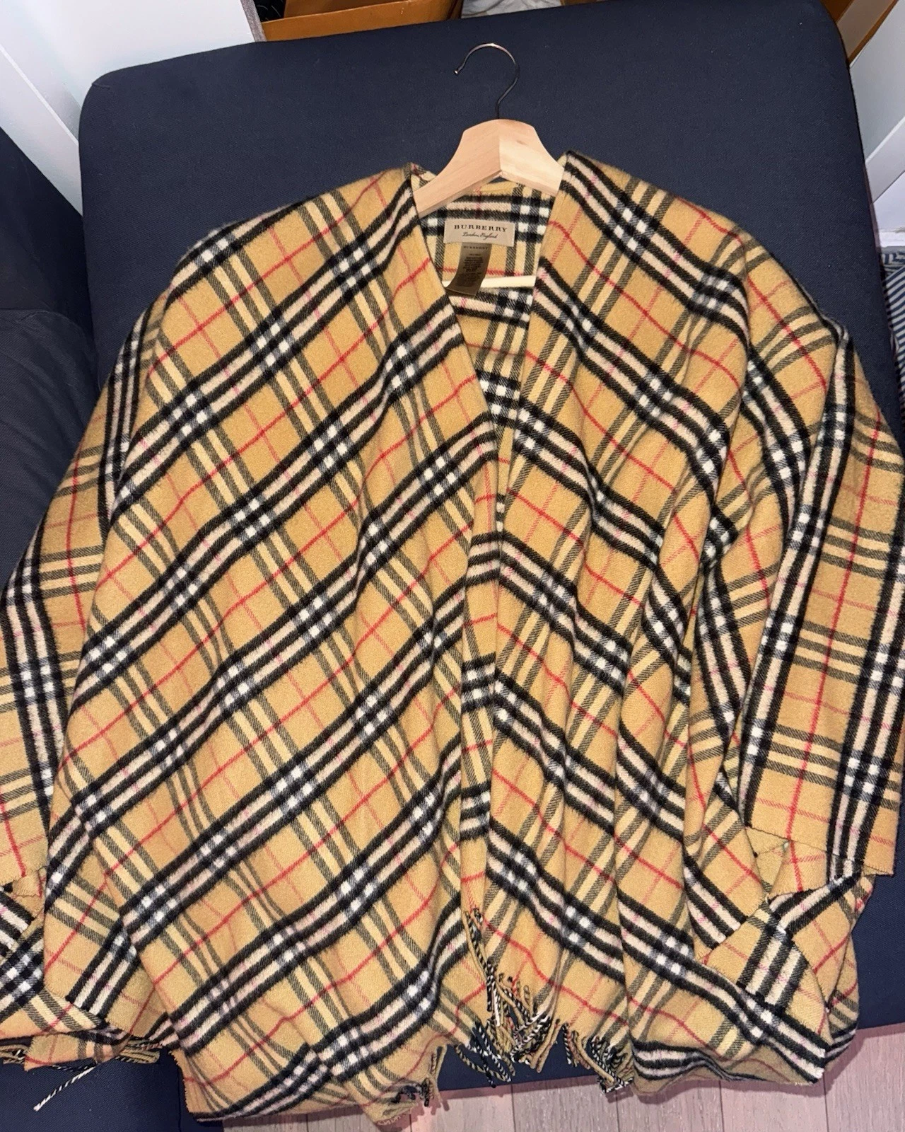 Burberry Cashmere House Check Cape Poncho One Size