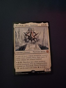 Mondrak, Glory Dominus ボーダーレス Mondrak, Glory Dominus SHOWCASE Borderless FOIL Mythic MTG