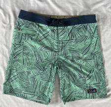 Patagonia Wavefarer Board Shorts Men's 38 Rain Fern Speckle Swim Trunks Stretch