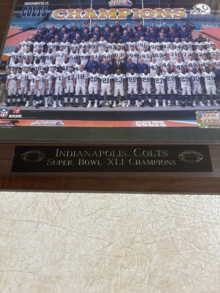 Raro Campeonato NFL Super Bowl Colts Vs Bears XL1 Equipo Foto Oficial En Madera Foto 3 de 4