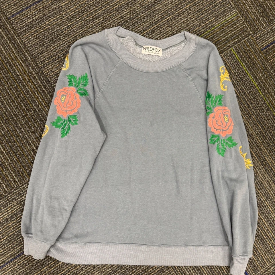 Wildfox Embroidered Rose Sweatshirt Blue Gray Long Sleeve Women's Size L - Image 2 of 4