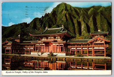 Postcard - Byodo-in Temple, Valley Of The Temples, Oahu