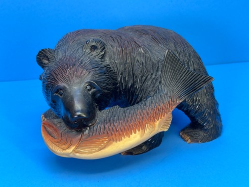 VTG Hokkaido Japan Kibori-Kuma Carved Bear w/Salmon ~ Yellowstone Park Souvenir