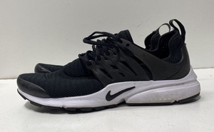 Nike Black Solid Athletic Sneaker Women 9