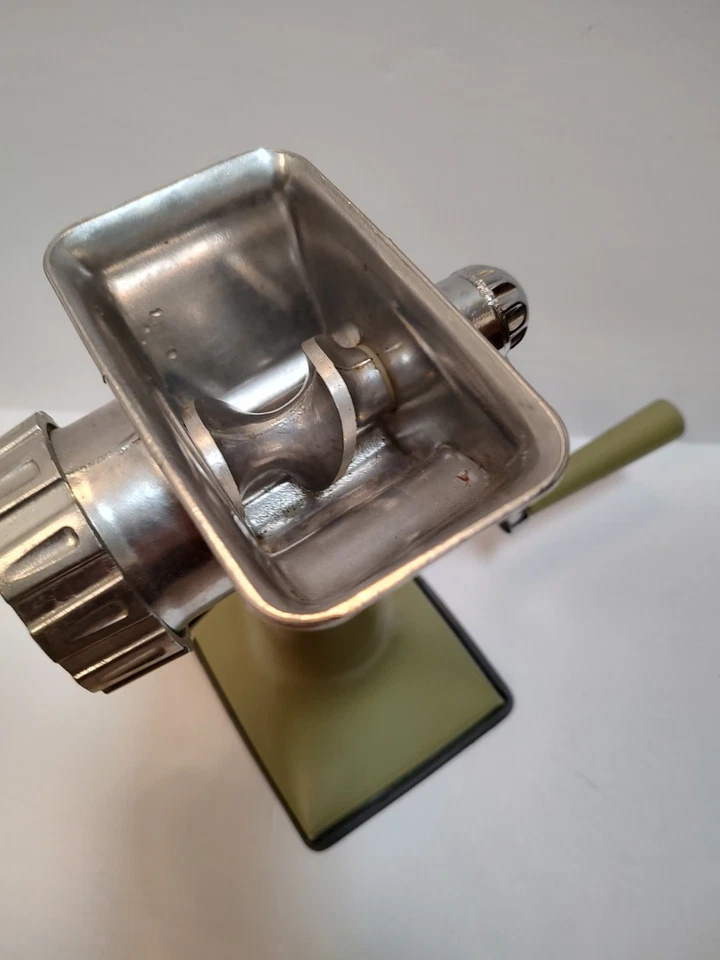 Moedor de carne vintage Rival Grind O Mat modelo 303 processador picador de alimentos abacate - Imagem 4 de 4