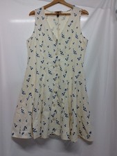 Universal Thread Dress Women's Medium Ivory Floral Button Front Knee Length