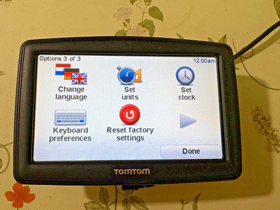 TomTom START 4EF00 GPS Device 5'' GPS Navigator System Bundle with cable