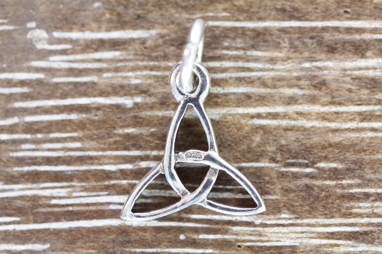VINTAGE CELTIC TRINITY KNOT IRISH STERLING SILVER 925… Gem