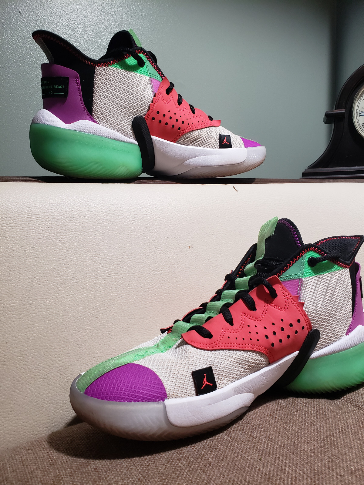 NIKE Jordan React Elevation White Hyper Violet - image 11