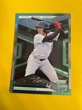RS29618 	2023 Elite Extra Edition Status Green #121 Olivia Pichardo RC #/499