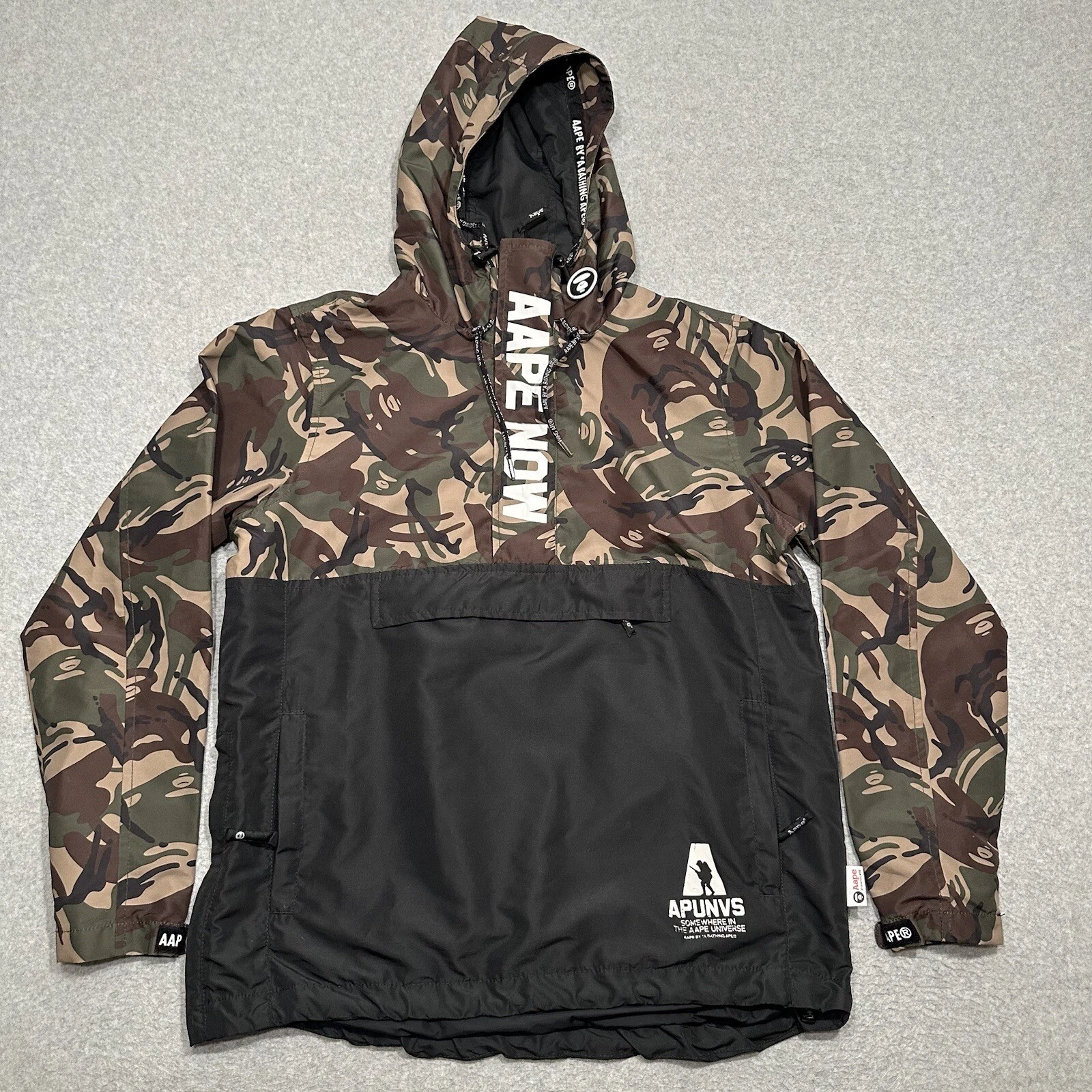 A BATHING APE (BAPE) Giacca pullover AAPE By BATHING APE da uomo verde giacca a vento taglia S