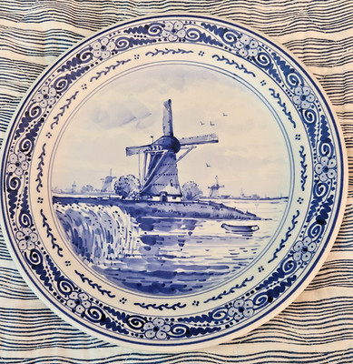 Royal Delft Hand Painted Plate 2000 DU Signed LdG (Attrib. L de Groot) Holland