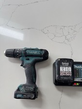 Makita 10.8 12V Drill with 2 X Batteries And Charger
