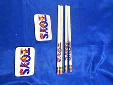 1992 TOYS MOVIE PROMO BUTTON & Pencil Lot ROBIN WILLIAMS ROBIN WRIGHT FILM PIN