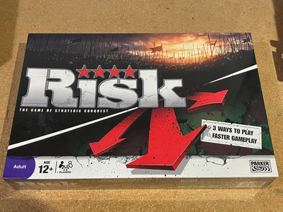 RISIKO BRETTSPIEL FÜR ERWACHSENE - VERSIEGELT - KOSTENLOSER VERSAND IN UK!!