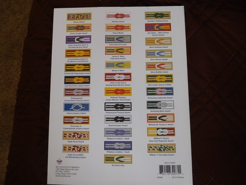 SCOUT BSA 2012 GUIDE TO AWARDS AND INSIGNIA BOOK CATALOGUE REFERENCE PUBLICATION - Picture 3 of 8