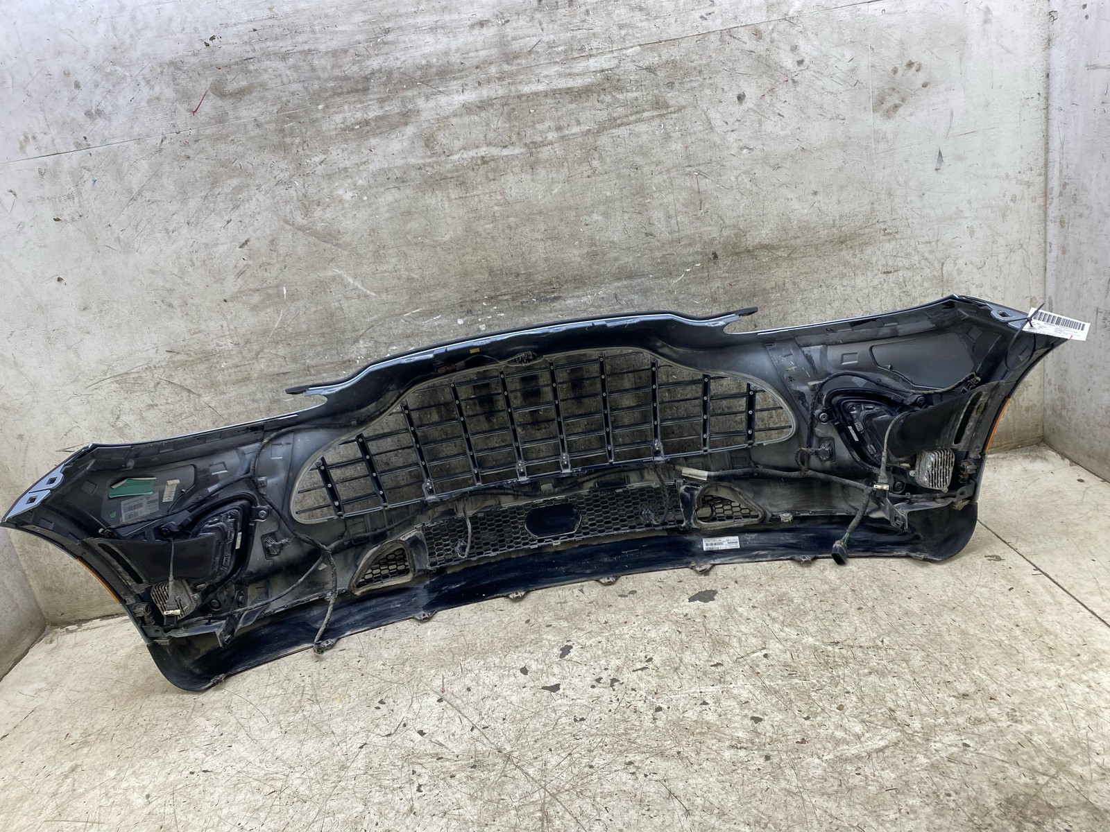 2020-2025 ASTON MARTIN DBX FRONT BUMPER COVER W/ PARK ASSIST FOG LAMPS & UPPER