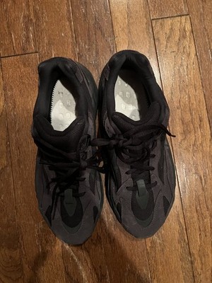 Size 11.5 - adidas Yeezy Boost 700 V2 Vanta