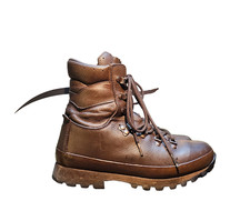 Ladies Altberg Defender lightweight  Hiking, Walking, any activity Boots UK 6 M